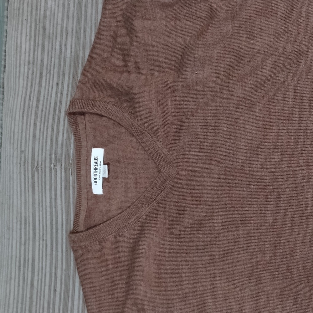 Men's sweater - Picture 2 of 3